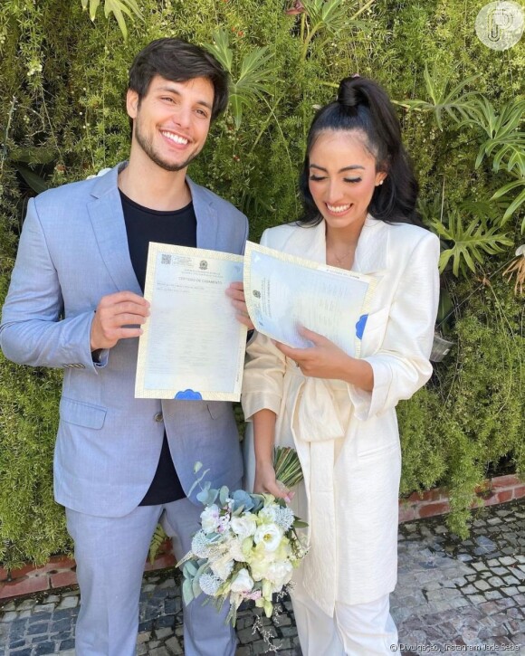 Casamento civil de Jade Seba e Bruno Guedes: influenciadora escolheu look cheio de estilo