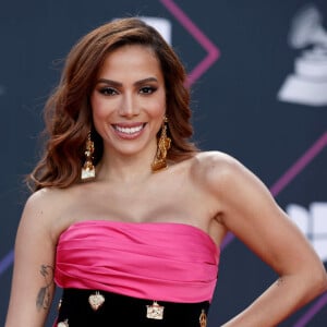 Anitta foi uma das grandes atrações da maior premiação fonográfica da América Latina