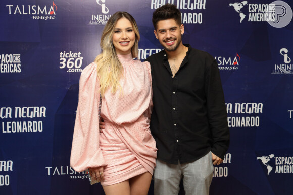 Virgínia Fonseca usa vestido de R$ 80 mil e posa com Zé Felipe em show de Leonardo com Raça Negra, em São Paulo