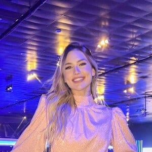 Virgínia Fonseca posa com vestido avaliado em R$ 80 mil