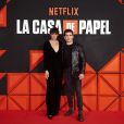 'La Casa de Papel': Belen Cuesta e Jaime Lorente posam juntos em evento da série