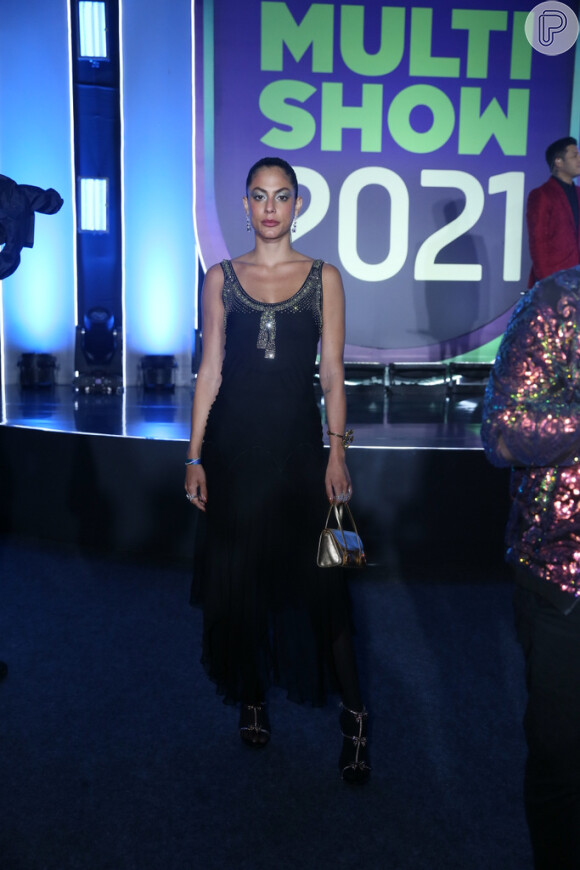 Look de Mari Gonzalez no no 'Prêmio Multishow 2021' aliava preto e brilhos