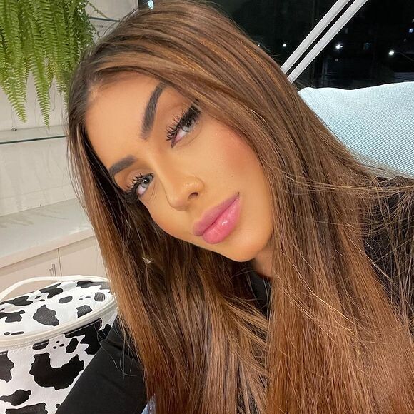 MC Mirella compartilhou reforma do novo quarto com seguidores após mudança por divórcio com Dynho e se mostrou feliz nesta sexta (10): 'Está voltando!'