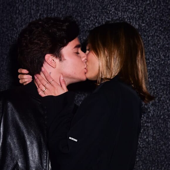 Sasha Meneghel e João Figueiredo se beijaram em show de Ivete Sangalo