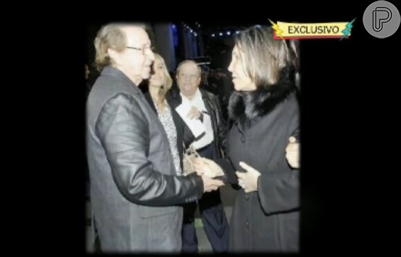 E, na cerimônia, Carlos Villagrán reencontrou Florinda Meza após 35 anos