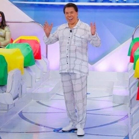 Silvio Santos celebrou aniversário de 91 anos sem abrir mão de seu figurino predileto