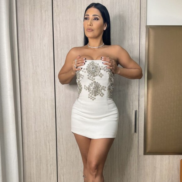 Solteira, Simaria foi perguntada se já teve recaída com o ex-marido