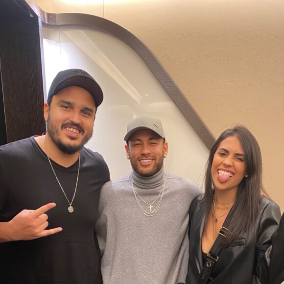 Neymar curtiu novo evento em Paris ao lado de Bruna Biancardi e casal de amigos, Cauê Brinatti e Hanna Carvalho