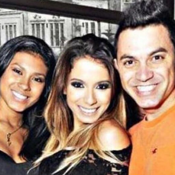 Foto original de Anitta, Pocah e Glaucio tem dez anos