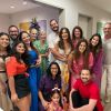 Fátima Bernardes posa com parte da família no Natal de 2021