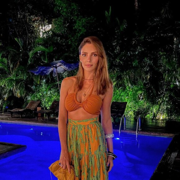 Carol Celico informa estado de saúde: 'Estou melhor a cada dia, medicada e sendo bem cuidada pela ótima equipe de médicos e enfermeiros tão profissionais'