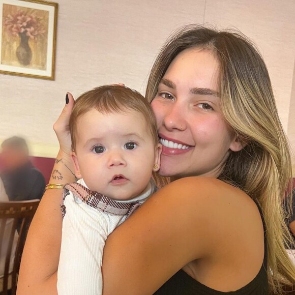 Filha de Virginia Fonseca e Zé Felipe, Maria Alice encanta em fotos com a mãe