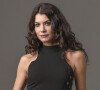 Elenice (Ana Beatriz Nogueira) ajudou Bárbara (Alinne Moraes) a fazer perfil fake de Érica (Fernanda de Freitas) em site de namoro na novela 'Um Lugar ao Sol'