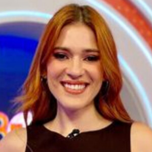 Ana Clara aparece com corpo mais magro ao apresentar programas sobre o 'BBB' e chama atenção do público