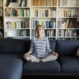 Yoga auxilia na manutenção da saúde mental em momentos de estresse