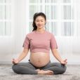 Yoga pode ser praticado na gravidez e auxilia no controle do estresse cotidiano