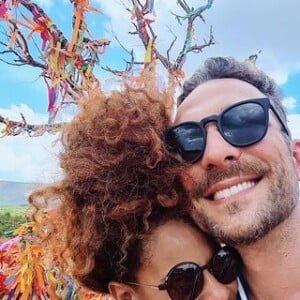 'The Masked Singer Brasil': Caranguejo também poderia ser Aline Wirley, ex-Rouge que atualmente é casada com o ator Igor Rickli. O nome da cantora foi um dos mais citados pelo público