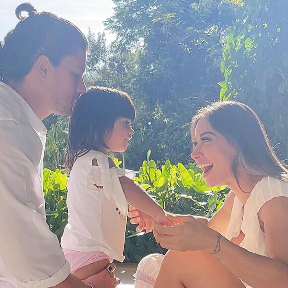 Maira Cardi e Arthur Aguiar são pais de Sophia, de 3 anos