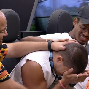 'BBB 22': Arthur Aguiar foi consolado por Tiago Abravanel, Paulo André e o Líder Lucas (fora da foto)