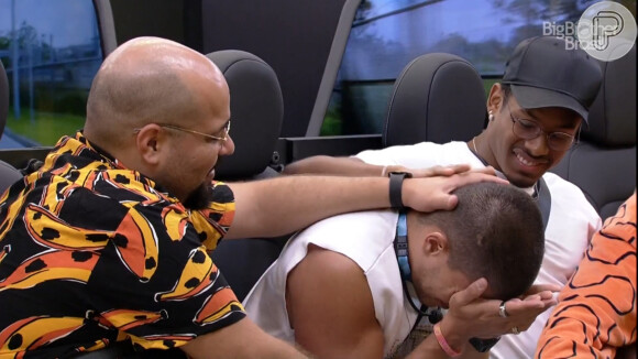 'BBB 22': Arthur Aguiar foi consolado por Tiago Abravanel, Paulo André e o Líder Lucas (fora da foto)
