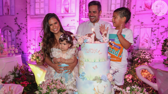 Simone celebrou o aniversário de 1 ano da filha, Zaya, ao lado do marido, Kaká Diniz, e do primogênito, Henry, de 7 anos