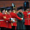 Kate Middleton participou da parada do Dia de São Patrício realizada pelo 1º Batalhão da Guarda Irlandesa, em Mons Barracks em Aldershot, no sul da Inglaterra, no domingo, 17 de março de 2013