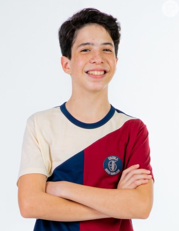 Gael (Kauan Siqueira) é apaixonado por futebol e se encontra na fase de transição infância-adolescência, na novela 'Poliana Moça'