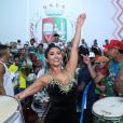 Mileide Mihaile dançou em ensaio da escola de samba Acadêmicos do Grande Rio