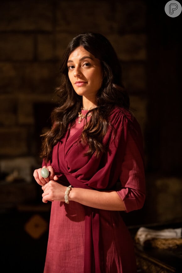 Na 5ª temporada da novela 'Reis', Mical é a personagem de Lina Mello
