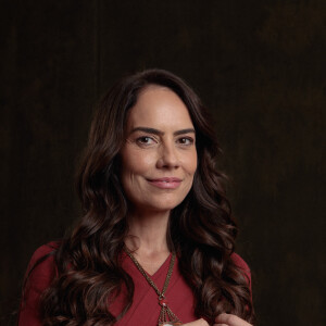 Mical é a personagem de Adriana Prado na oitava temporada da série/novela 'Reis'