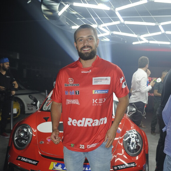 Rafael Cardoso vai realizar o sonho de ser piloto