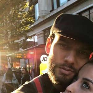 Lucas Lucco escreveu um longo texto elogiando Lorena Carvalho, agora sua ex-mulher, nas redes sociais