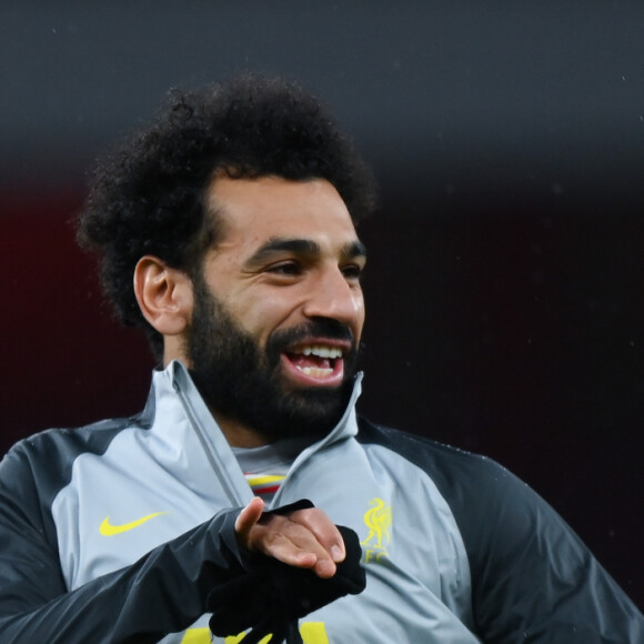 Mohamed Salah, do Liverpool, está na quinta posição com 41 milhões de dólares (R$ 209,1 milhões)