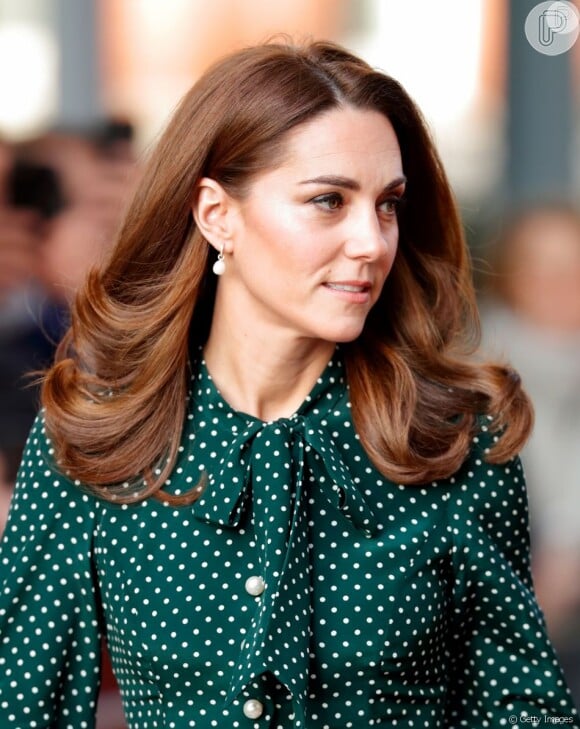 Kate Middleton já escolheu vestido de poá verde para evento anterior