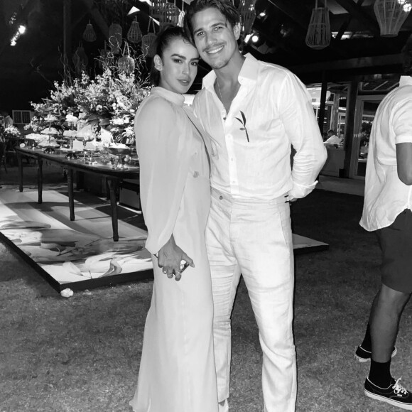 Mari Saad e Romulo Neto posaram juntos pela primeira vez no casamento de Piny Montoro