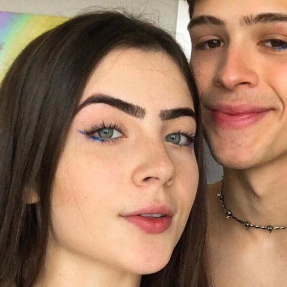 Jade Picon ganhou curtida de João Guilherme em foto na banheira, mas não recebeu comentários do ator