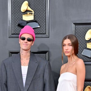 Grammy 2022: saiba detalhes do look de Justin Bieber no tapete vermelho