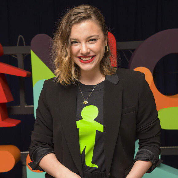 Alice Wegmann atuará apenas com vínculos específicos para cada obra