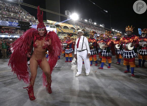 Paolla Oliveira apostou na vitória da Grande Rio neste carnaval