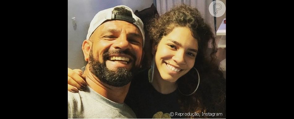Carlos Câmara ainda disse que Maria bloqueou os familiares nas redes sociais