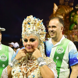 Viviane Araújo teve fantasia montada em três dias para desfilar como Rainha de Bateria da Mancha Verde