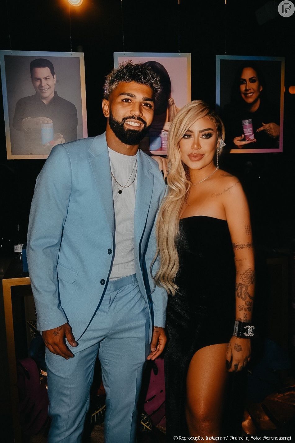 Gabigol e Rafaella Santos curtiram o Desfile das Campeãs do Rio juntos