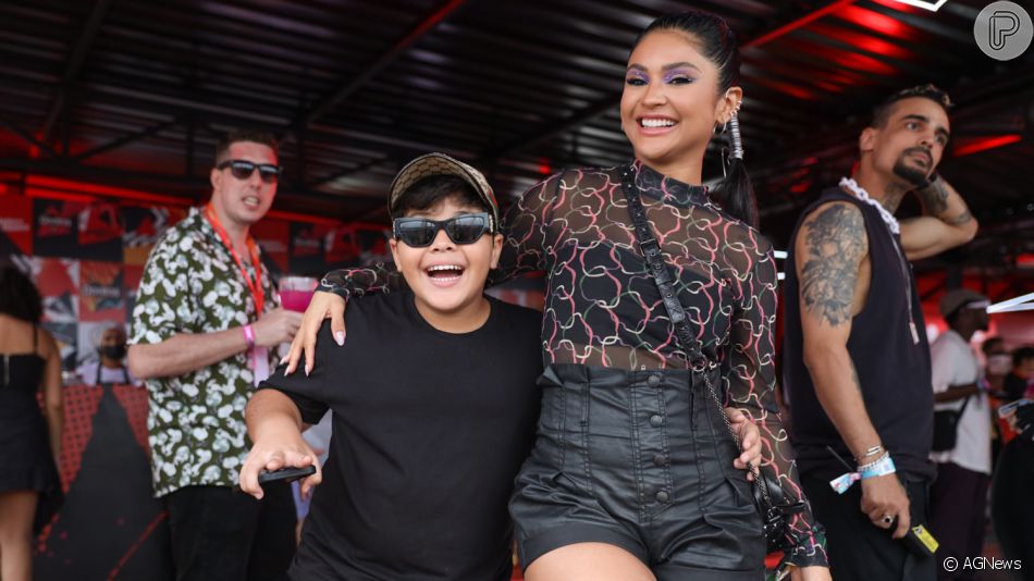 Mileide Mihaile detalha relação com filho de 11 anos após sucesso na TV