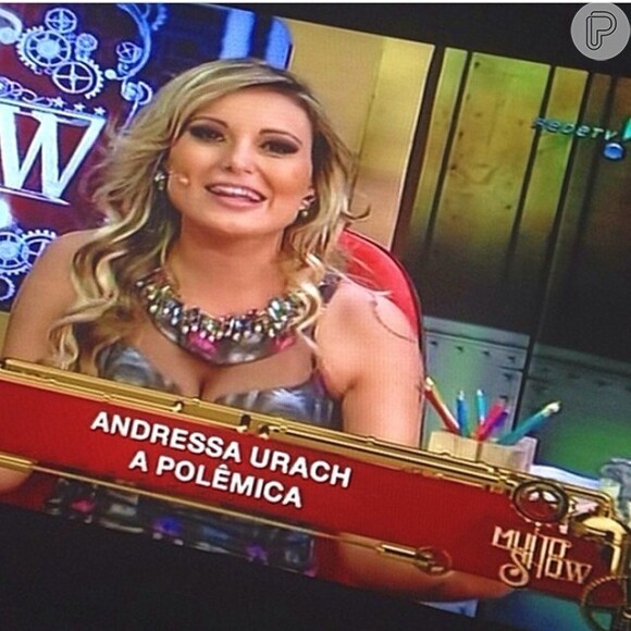 Andressa Urach atua como repórter do programa 'Muito Show', da RedeTV!