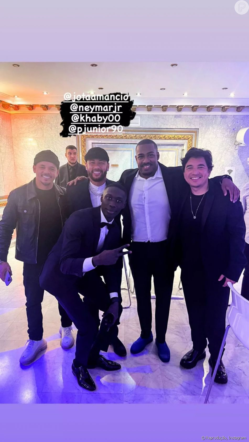 Neymar participou de celebração em torno da For Hope Association, fundada pelo futebolista senegalês Idrissa Gana Gueye
