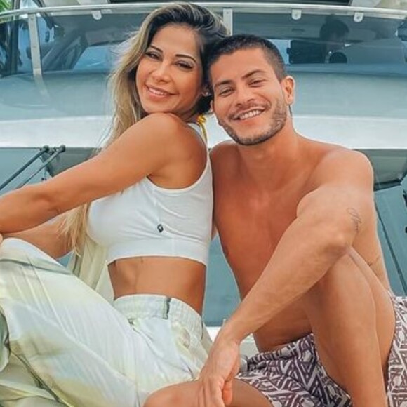 Maíra Cardi conta o que ela e Arthur Aguiar fizeram durante dias off