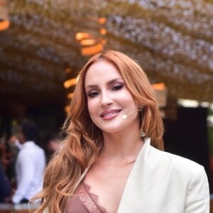 Claudia Leitte celebra retomada da agenda: 'Poder retomar os shows e reencontrar meu público está sendo incrível'