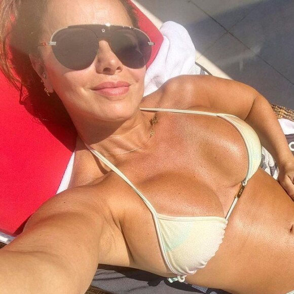 Viviane Araújo conta que a mãe dela ficou toda arrepiada quando soube da gravidez