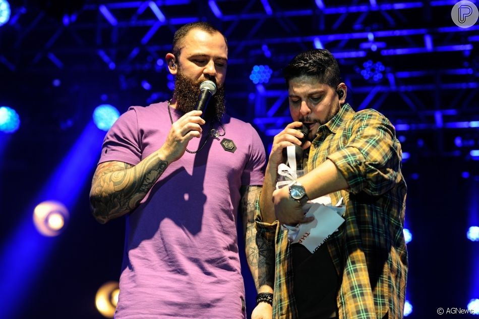 Jorge e Mateus afirmam que admiram o trabalho de Marina Ruy Barbosa: 'Seria bem-vinda em qualquer show, bem como assistir à apresentação do palco juntamente conosco'