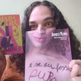 Orgulho LGBTQIA+: a travesti Amoira Mara lançou o livro 'E se eu fosse pura'